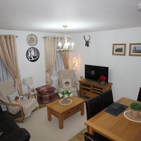 Historic Old Town 2 Bed Ground Floor Apartment 스털링 외부 사진