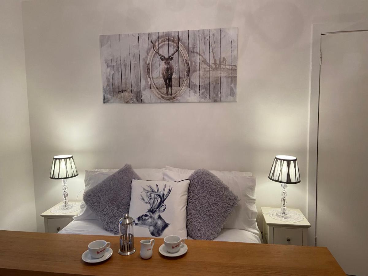 Historic Old Town 2 Bed Ground Floor Apartment 스털링 외부 사진