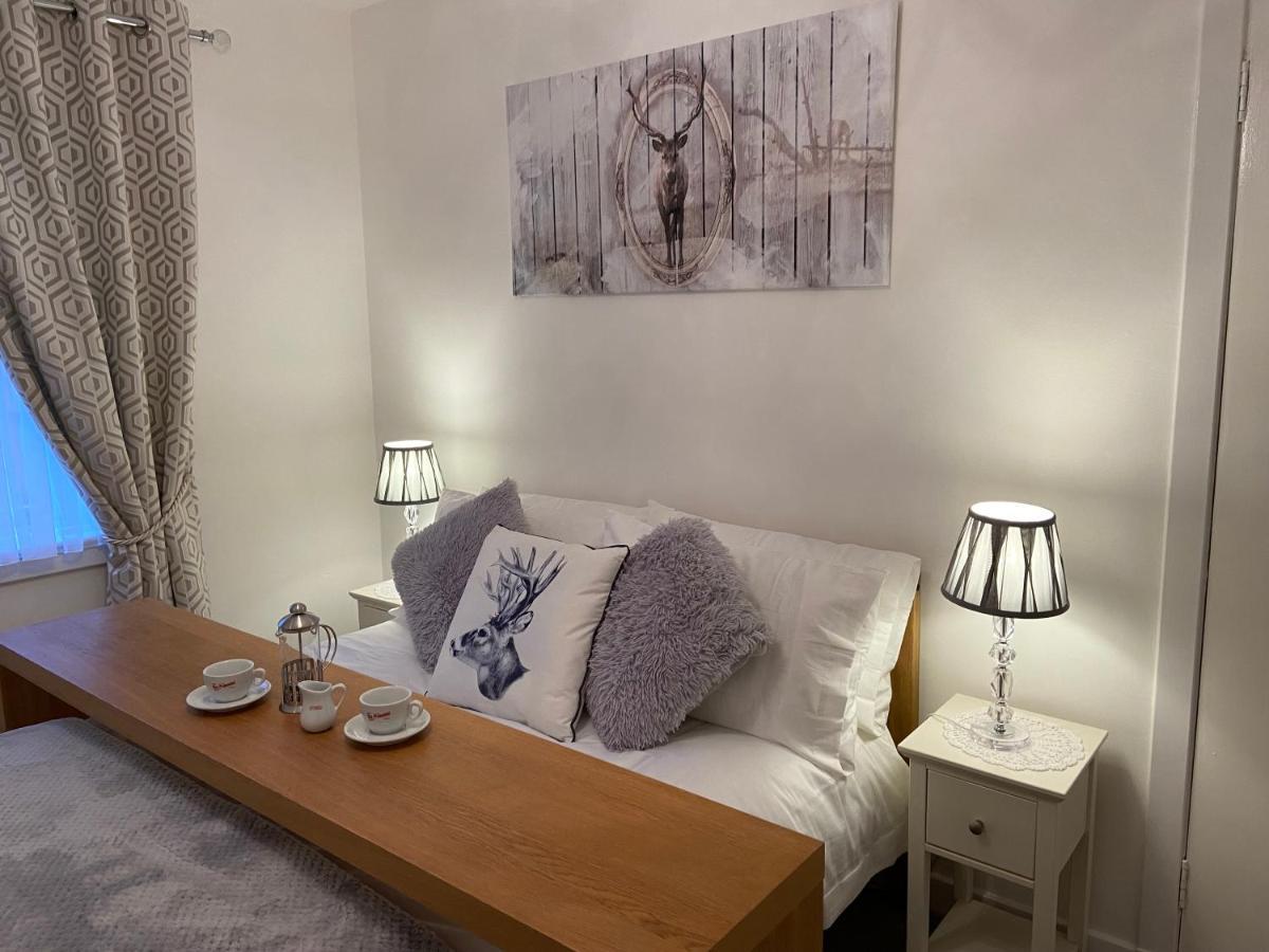 Historic Old Town 2 Bed Ground Floor Apartment 스털링 외부 사진