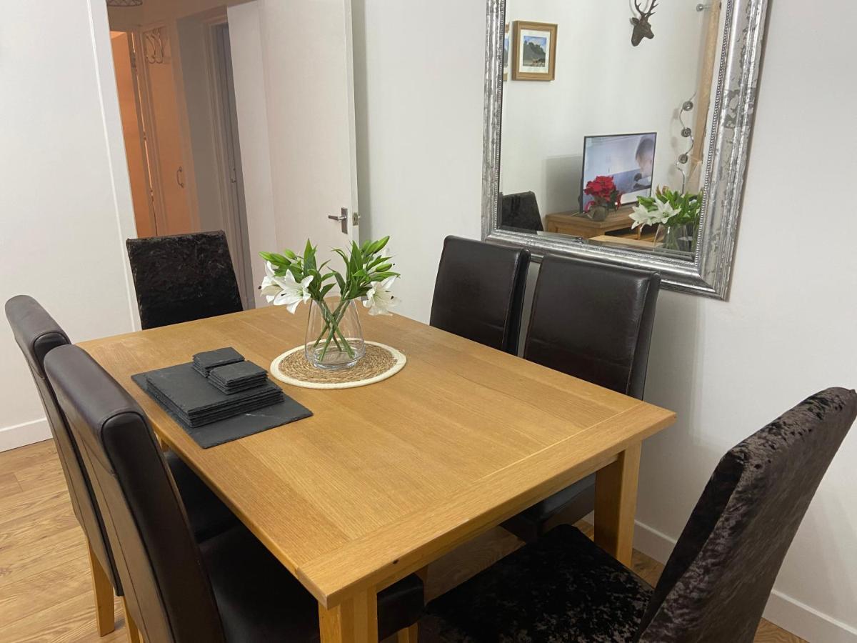 Historic Old Town 2 Bed Ground Floor Apartment 스털링 외부 사진