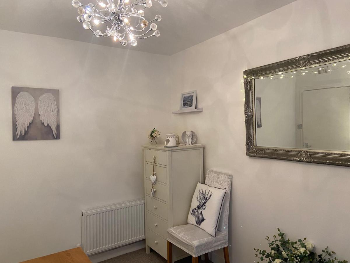 Historic Old Town 2 Bed Ground Floor Apartment 스털링 외부 사진